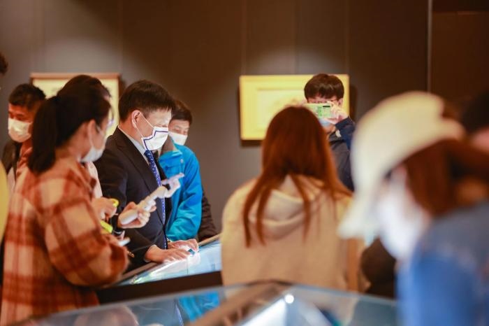 預(yù)展現(xiàn)場(chǎng)。拍賣(mài)行供圖