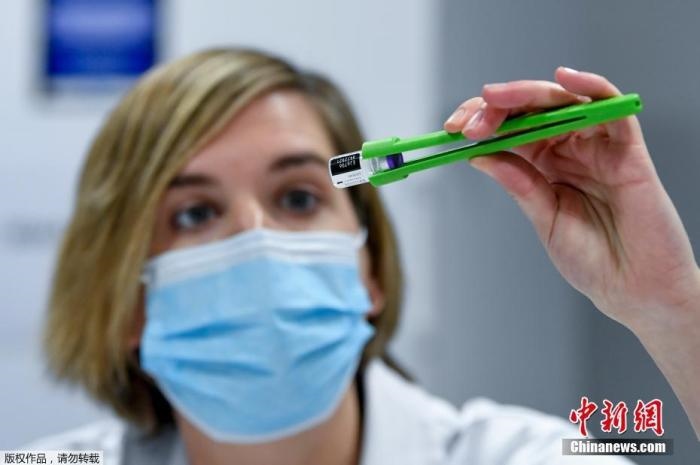 資料圖：比利時醫(yī)護人員正在準備新冠疫苗接種工作。