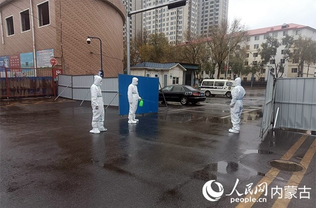 東瓦窯市場有序恢復開放。賽罕區(qū)融媒體中心供圖