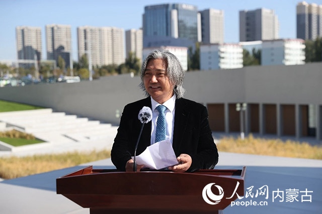 全國政協(xié)副秘書長、民盟中央專職副主席、中國美術館館長、中國城市雕塑家協(xié)會主席吳為山開幕致辭。王劭凱攝