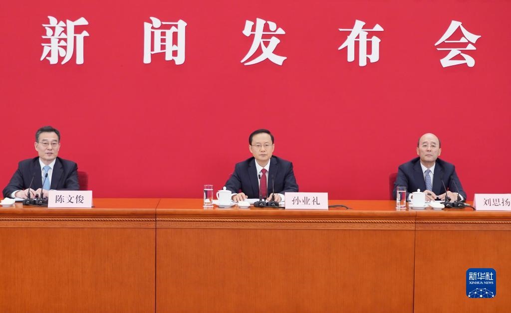 1665827364653179.jpg 1129065663_16658261775801n.jpg