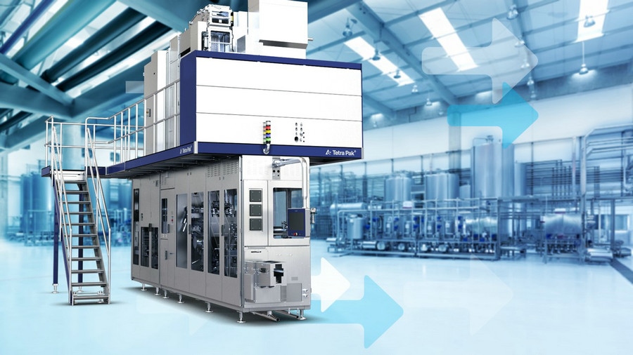 1711011496536089.jpg 【新聞配圖】利樂?E3超高速灌裝機2.jpg