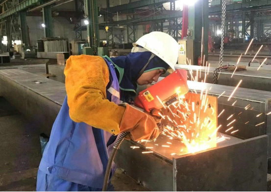 1741072653235297.jpg 焊花1.jpg