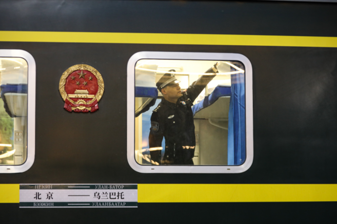 1749049313569482.png 飛機(jī)1.png