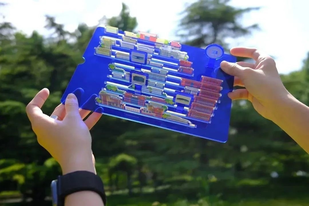 北京工業(yè)大學新版錄取通知書。校方供圖