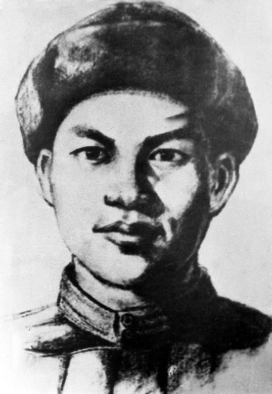  這是邱少云像。新華社發(fā)（資料照片）