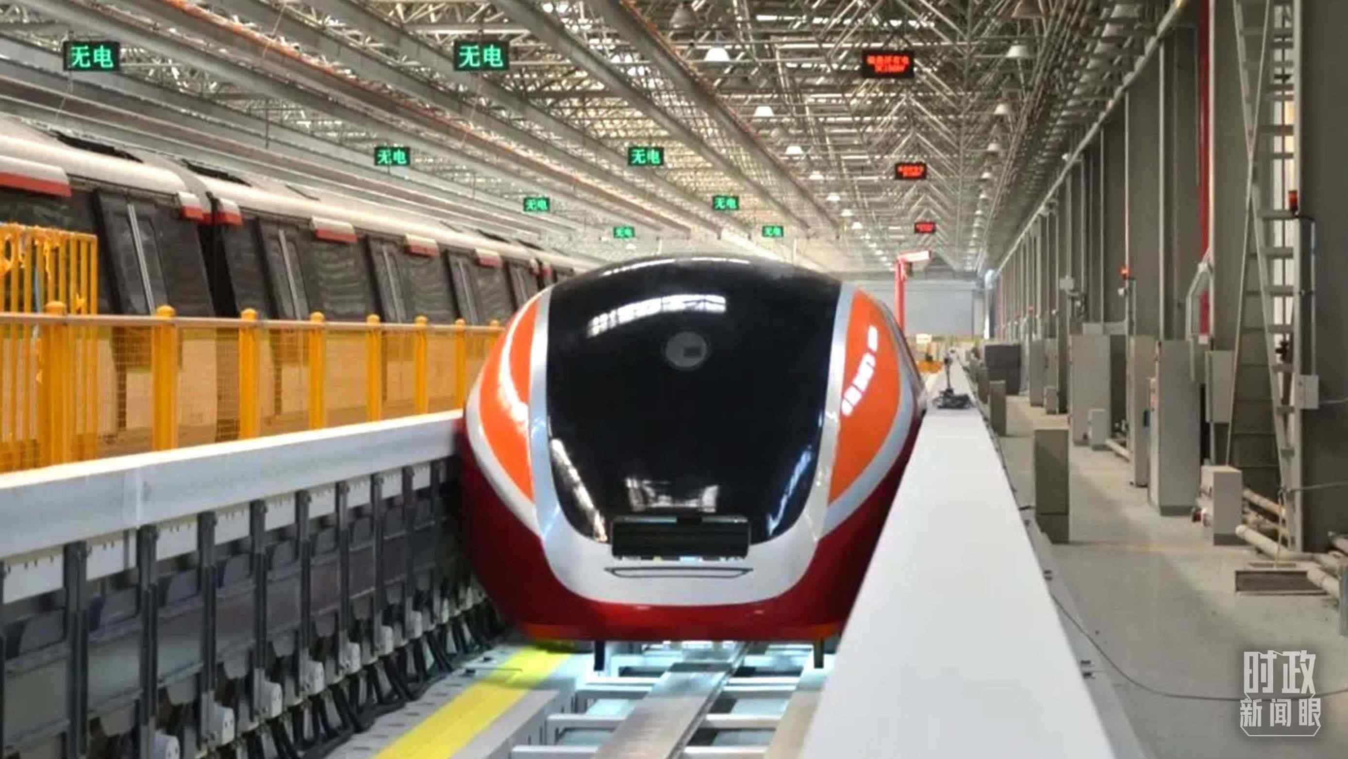 △3月31日，由中國中車自主研制的國內(nèi)首套高溫超導(dǎo)電動懸浮全要素試驗(yàn)系統(tǒng)完成首次懸浮運(yùn)行。（圖/中車齊齊哈爾車輛有限公司）