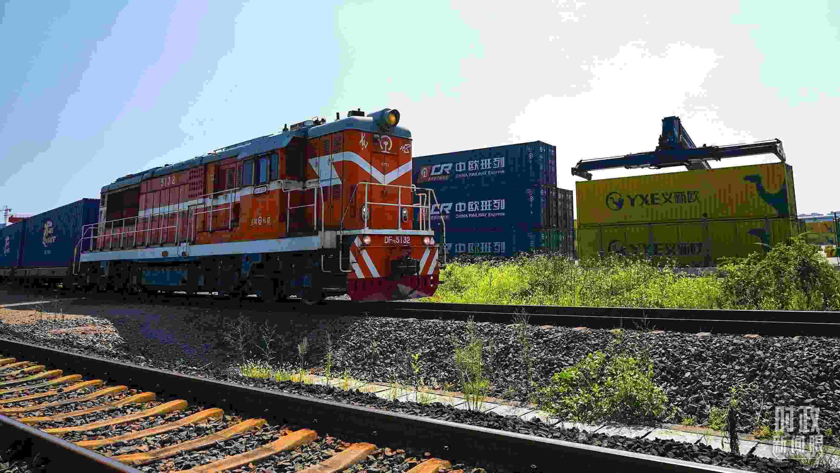 △“義新歐”中歐班列。（總臺國廣記者李晉拍攝）