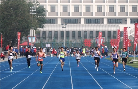 第59屆北京市中學(xué)生田徑運(yùn)動(dòng)會(huì)暨北京學(xué)生金奧運(yùn)動(dòng)隊(duì)田徑運(yùn)動(dòng)會(huì)。北京市教委供圖