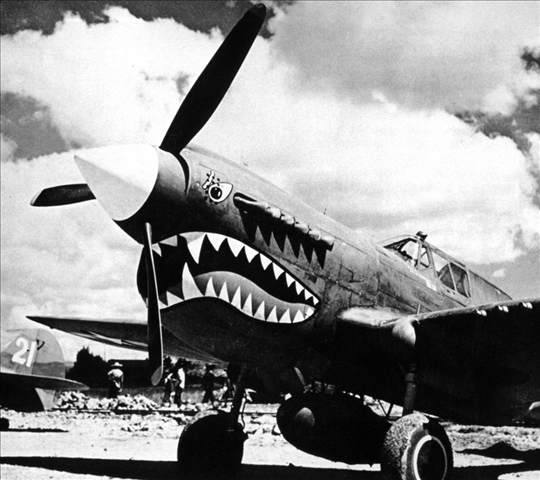 陳納德組織的美國(guó)志愿航空隊(duì)“飛虎隊(duì)”駐扎在芷江機(jī)場(chǎng)（資料照片）。新華社發(fā)