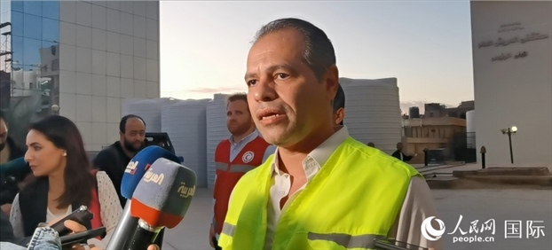 埃及衛(wèi)生部官員艾哈邁德·馬赫迪在接受記者采訪。人民網(wǎng)記者 沈小曉攝