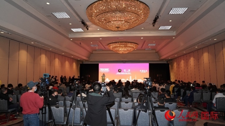 “中國之夜暨消費電子發(fā)展論壇”現(xiàn)場。人民網(wǎng)記者 鄧圩攝