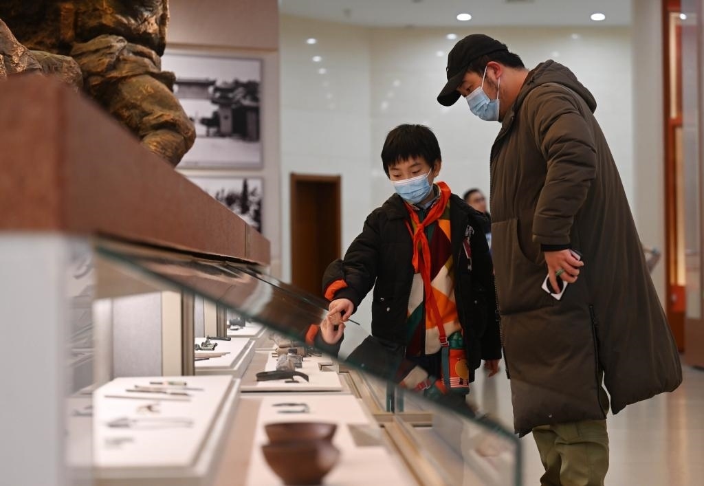 2024年1月29日，市民在平津戰(zhàn)役紀(jì)念館參觀。