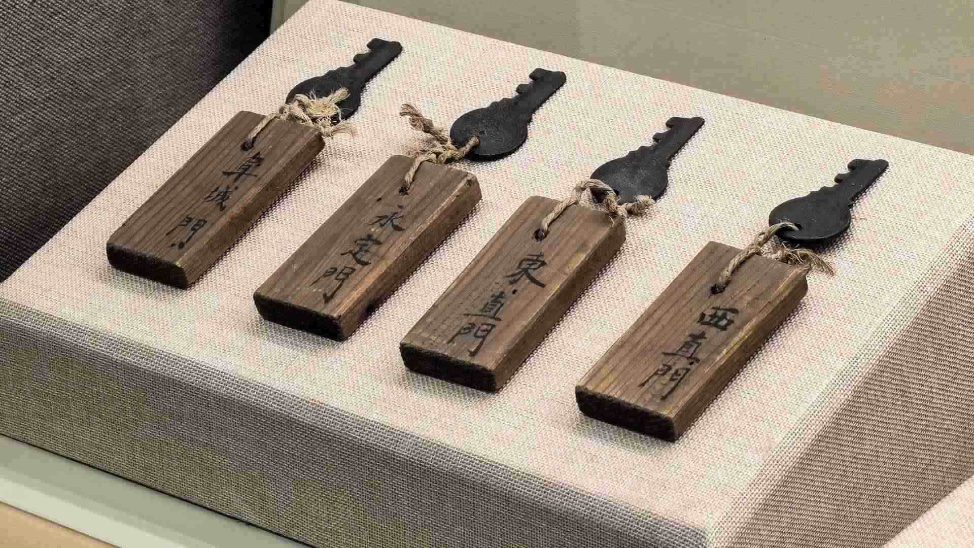 △北平城門鑰匙。（總臺(tái)央廣記者潘毅拍攝）