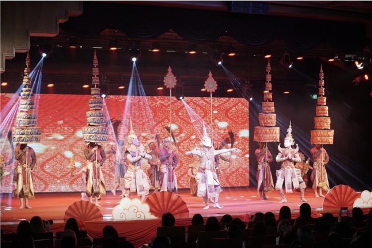圖為2024“歡樂春節(jié)”中泰互致新春賀辭活動現(xiàn)場。 中國駐泰國大使館文化處供圖