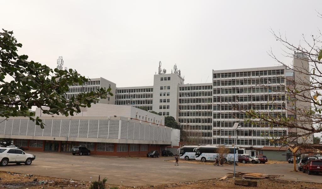 中塞友誼大廈。