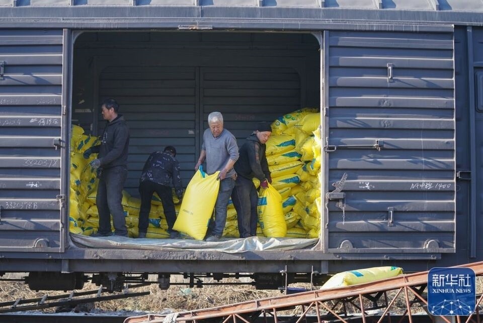 新華全媒+|“大糧倉(cāng)”黑龍江春耕備耕火熱進(jìn)行