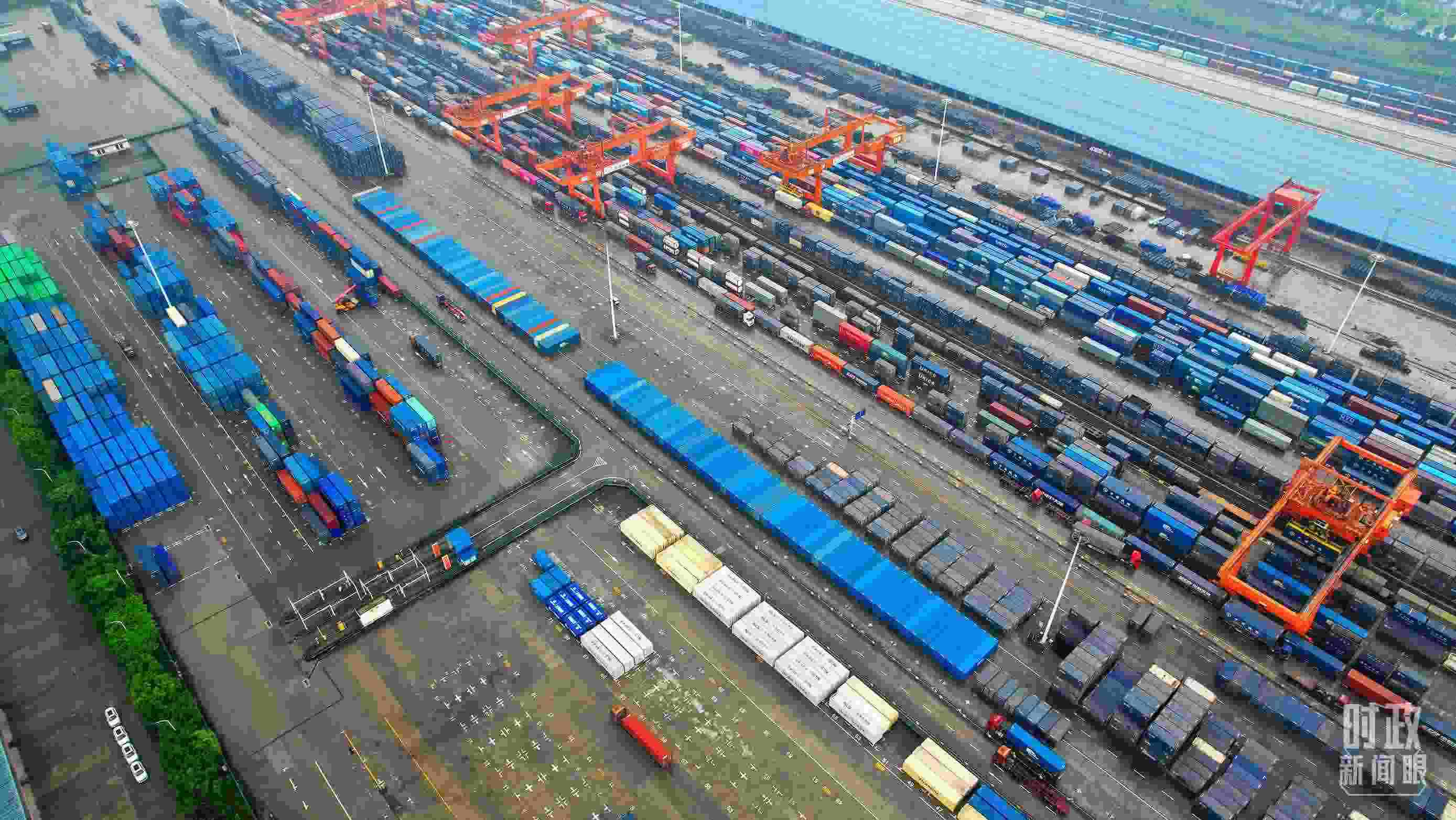 △重慶國際物流樞紐園區(qū)。（總臺央視記者范凱拍攝）