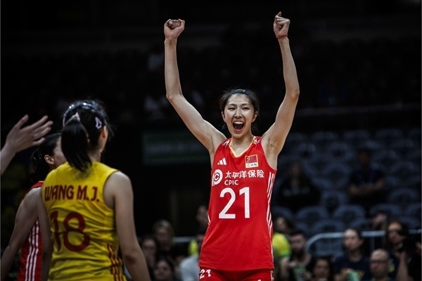 吳夢(mèng)潔慶祝得分。圖片來源：國(guó)際排聯(lián)