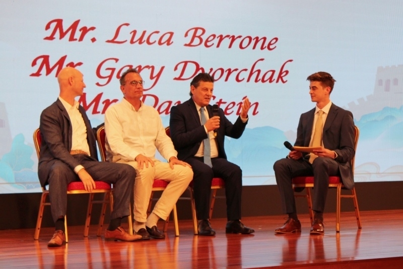 2、在故事分享環(huán)節(jié)，多名友好人士分享他們與中國的故事。 伊莎貝爾·羅德里格斯攝