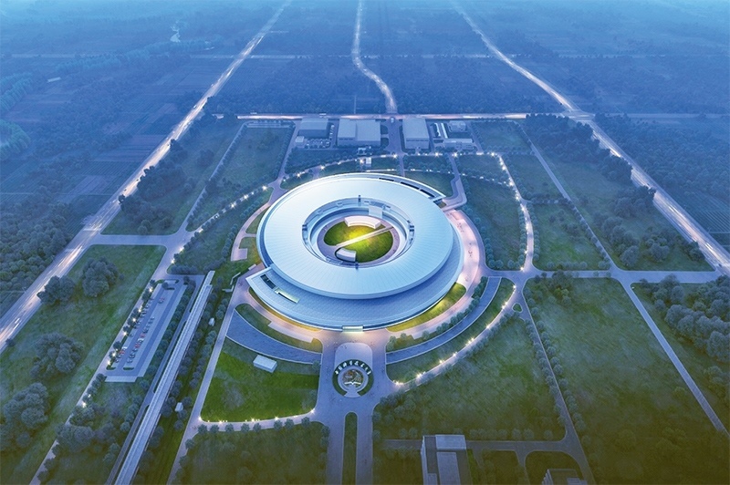 近年來(lái)，長(zhǎng)三角各省市牢牢把握高質(zhì)量發(fā)展這個(gè)首要任務(wù)，因地制宜培育和發(fā)展新質(zhì)生產(chǎn)力，朝著世界級(jí)城市群目標(biāo)邁進(jìn)。圖為第四代大科學(xué)裝置“合肥先進(jìn)光源”的效果圖（資料圖片）。 新華社發(fā)（中國(guó)科學(xué)技術(shù)大學(xué)國(guó)家同步輻射實(shí)驗(yàn)室供圖）