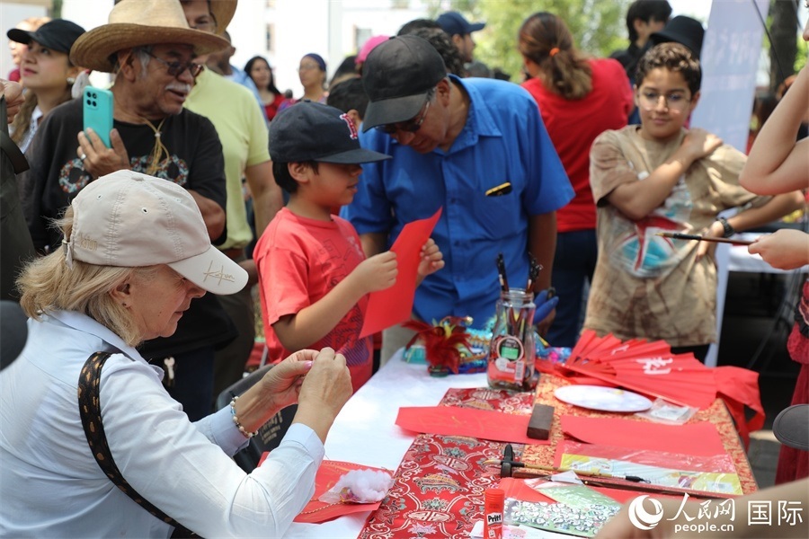 活動(dòng)現(xiàn)場。人民網(wǎng) 埃內(nèi)斯托·多明戈斯攝