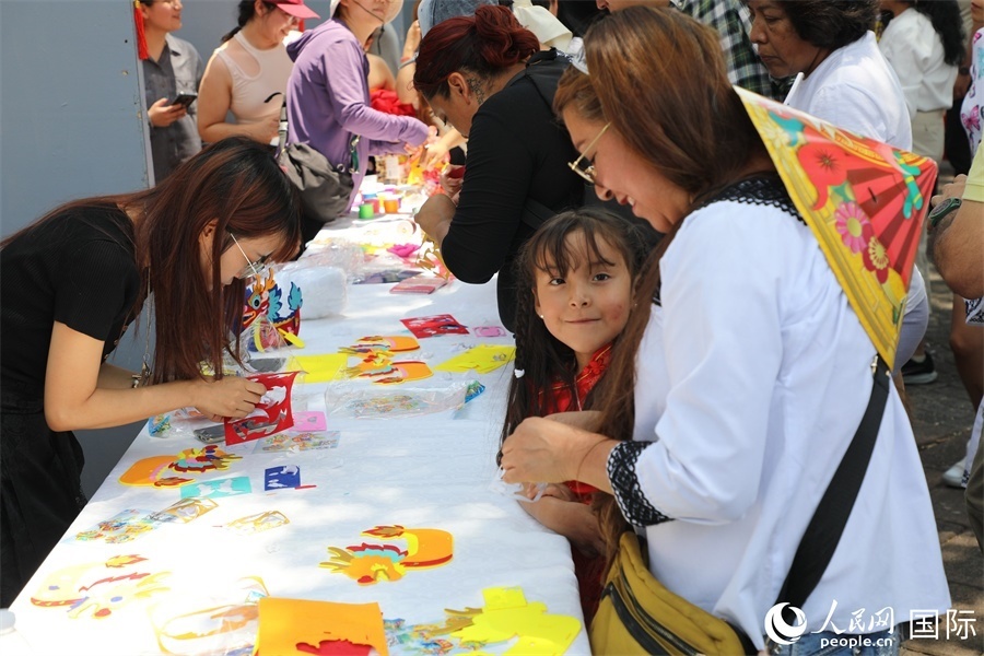 活動(dòng)現(xiàn)場。人民網(wǎng) 埃內(nèi)斯托·多明戈斯攝