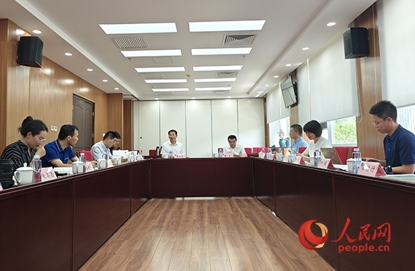 座談會現(xiàn)場。人民網(wǎng)記者 韋衍行攝