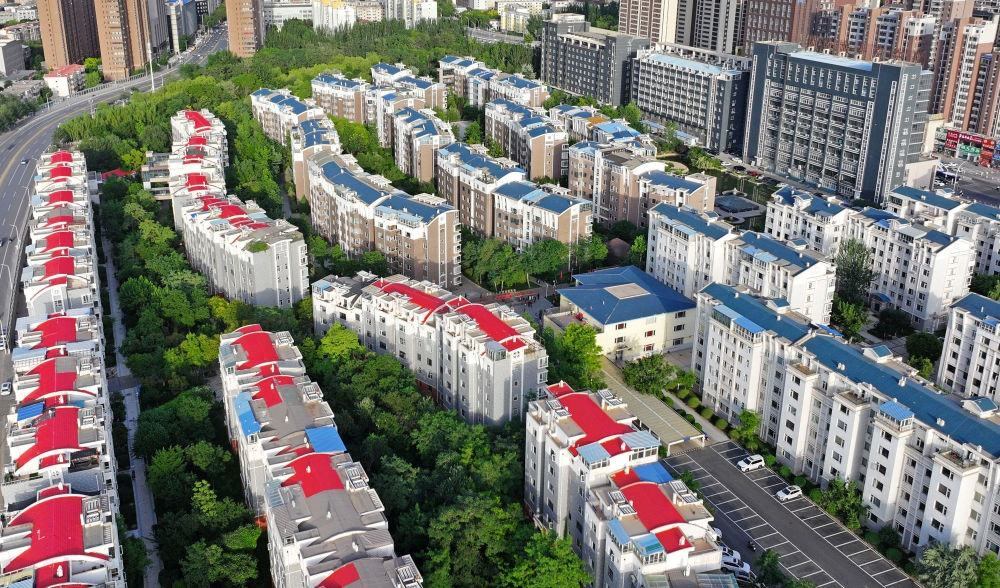 6月19日拍攝的長城花園社區(qū)（無人機(jī)照片）。