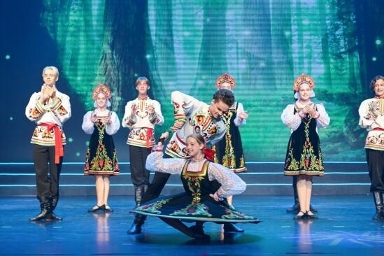 第十屆“歡動(dòng)北京”開幕，12國(guó)青少年向未來問好