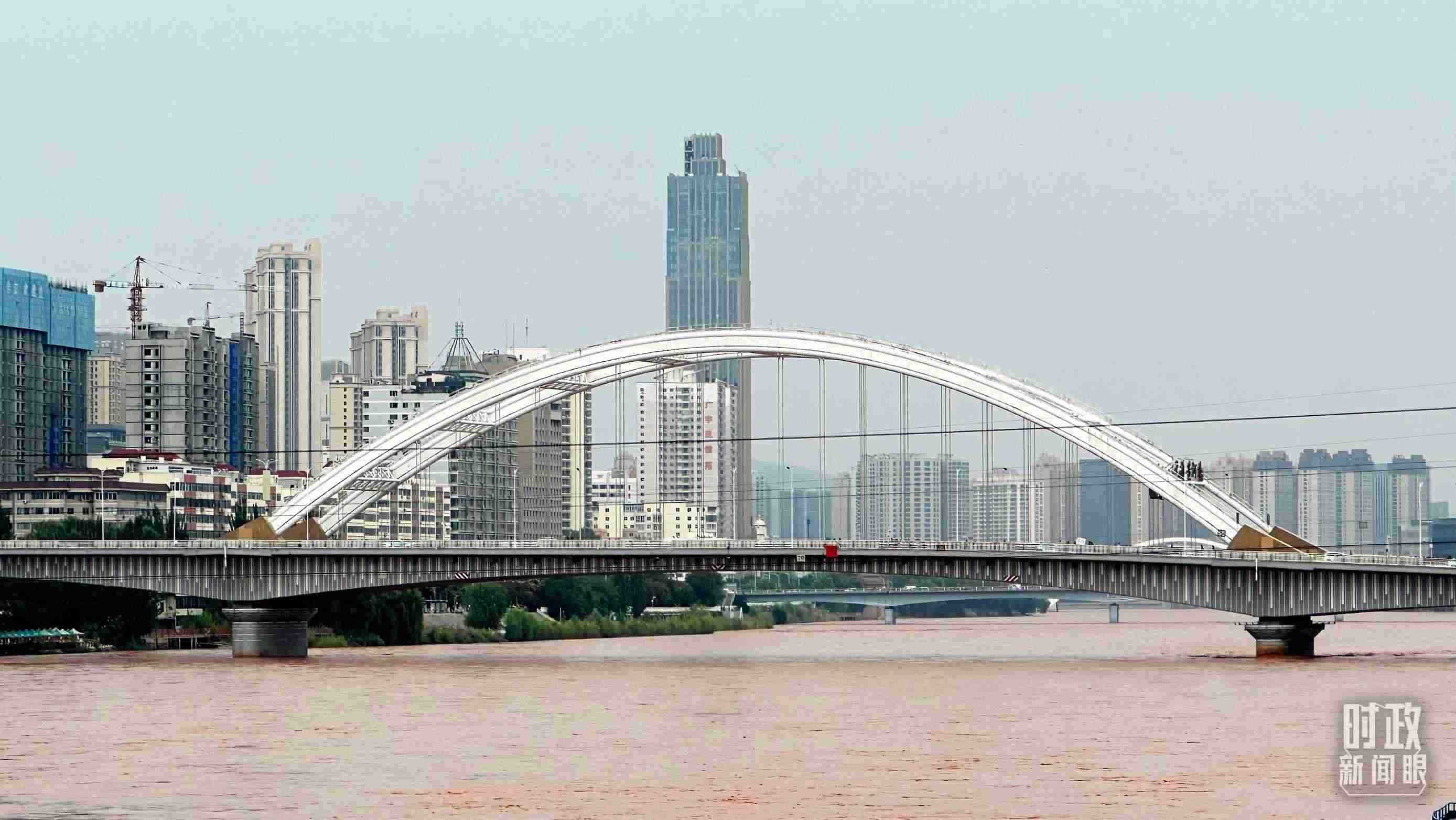 △黃河蘭州段。（總臺央視記者范一鳴拍攝）