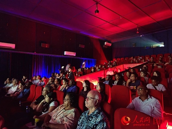 塞舌爾首屆中國電影節(jié)開幕式現(xiàn)場。人民網(wǎng)記者 黃煒鑫攝