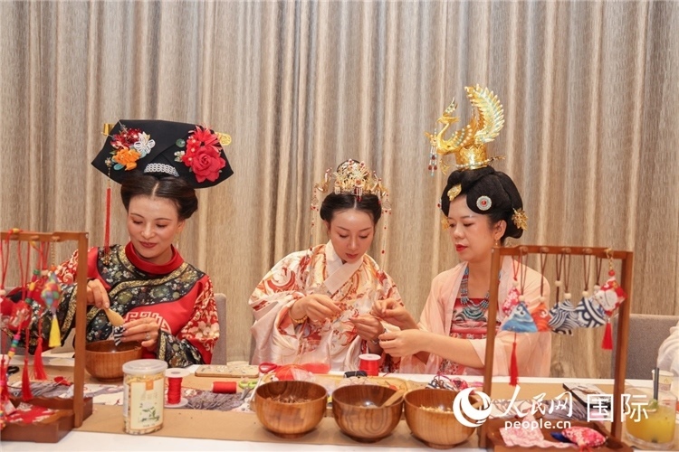 中國傳統(tǒng)文化展示。人民網(wǎng)記者任皓宇攝