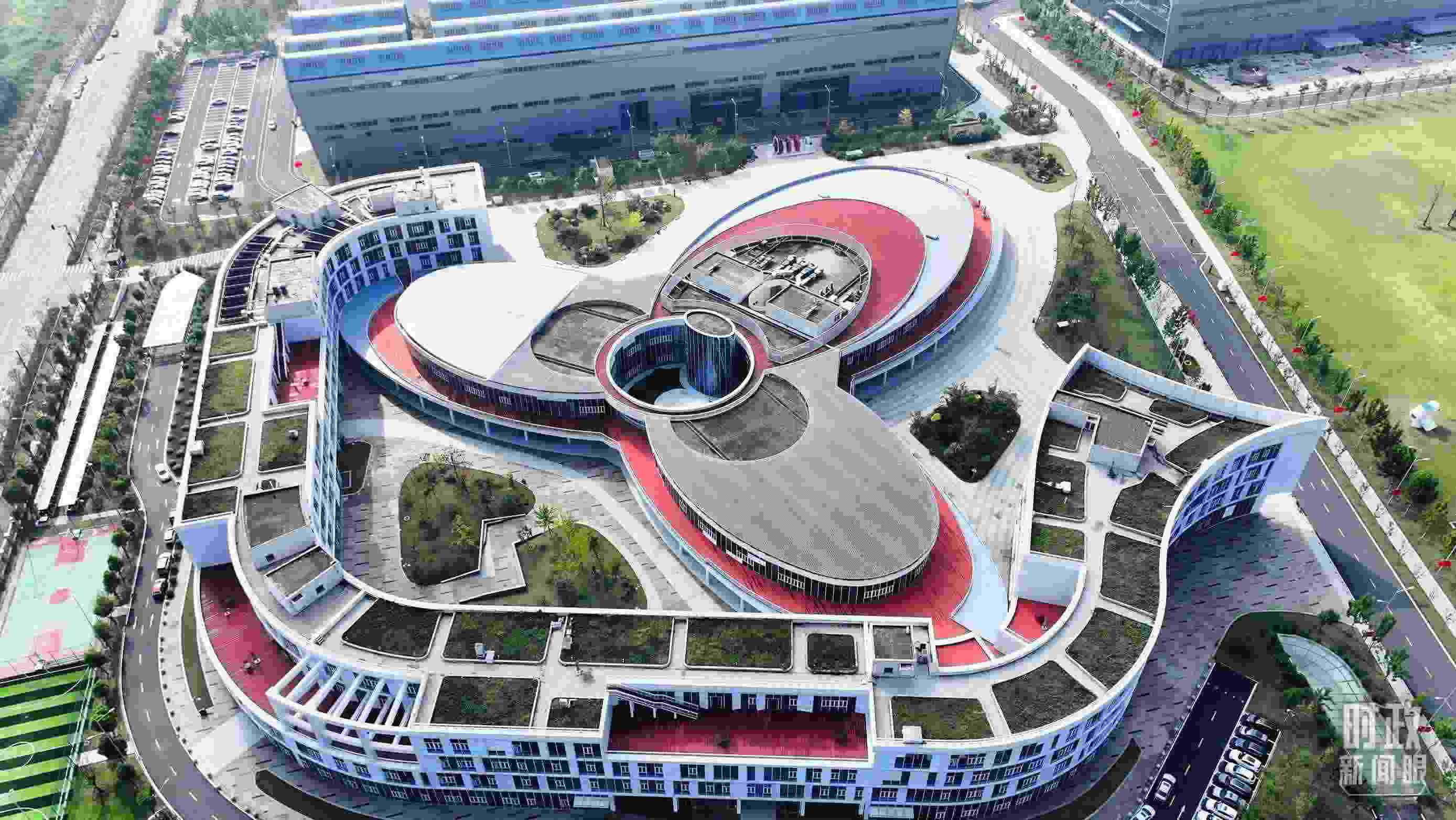 △位于合肥未來大科學(xué)城的聚變堆主機(jī)關(guān)鍵系統(tǒng)綜合研究設(shè)施園區(qū)。（總臺(tái)記者陳志猛拍攝）