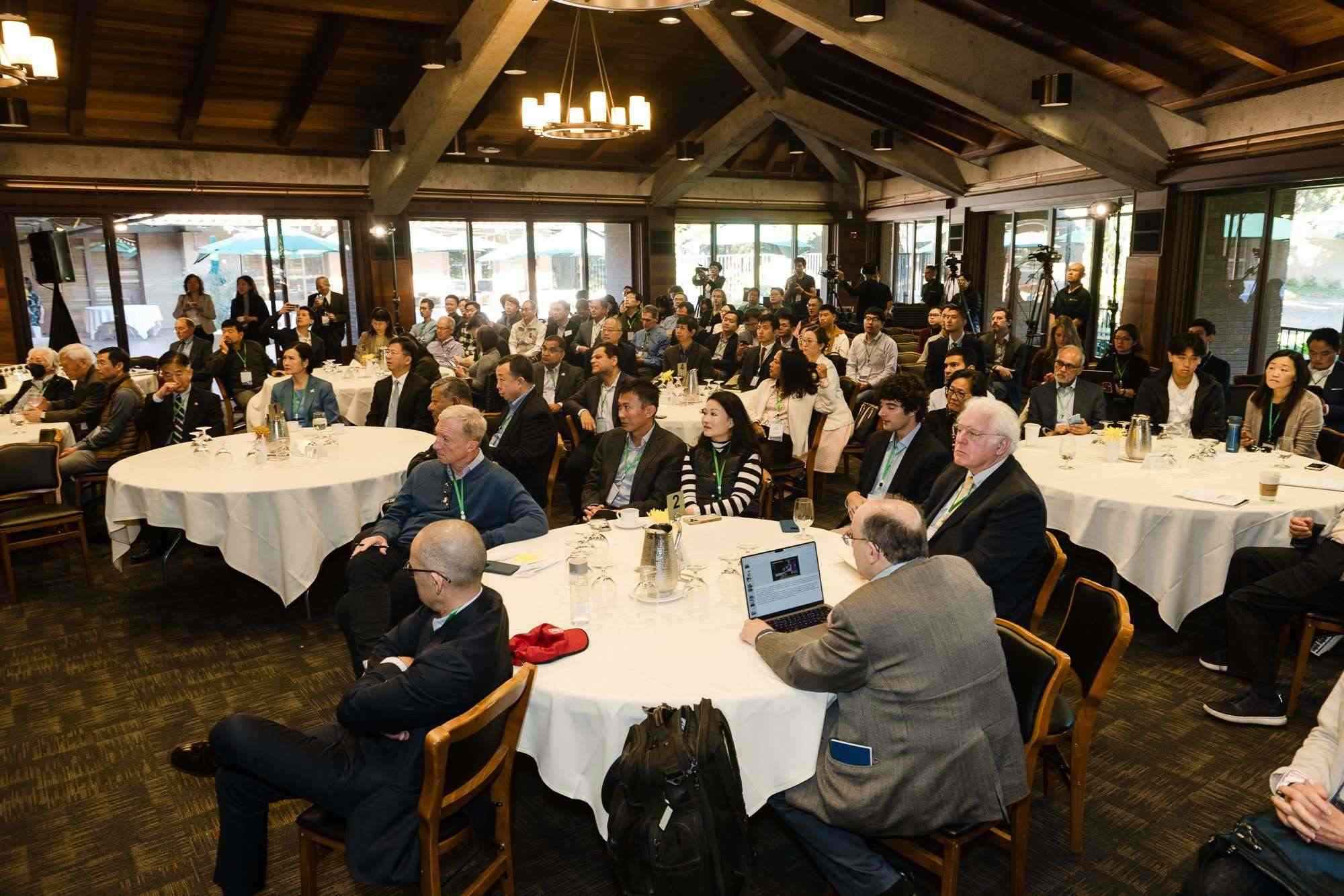 峰會現(xiàn)場。馮超攝