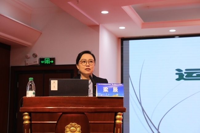 國家體育總局運動醫(yī)學(xué)研究所醫(yī)務(wù)監(jiān)督中心副主任、中國體育科學(xué)學(xué)會運動醫(yī)學(xué)分會副秘書長梁辰授課。主辦方供圖