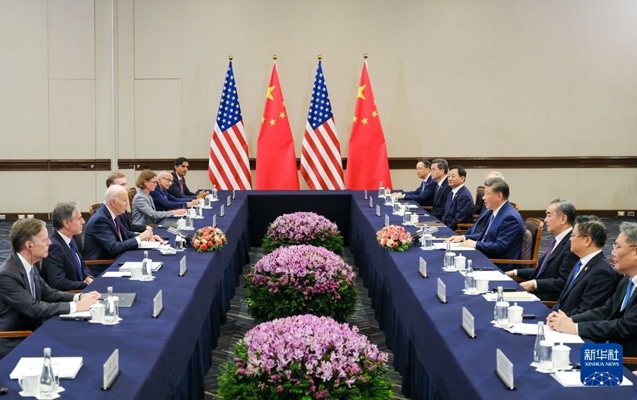 當(dāng)?shù)貢r(shí)間11月16日下午，國(guó)家主席習(xí)近平在利馬同美國(guó)總統(tǒng)拜登舉行會(huì)晤。新華社記者 丁林 攝