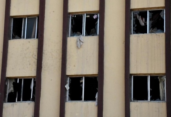 這是11月29日在敘利亞阿勒頗拍攝的一處遭襲建筑。新華社發(fā)