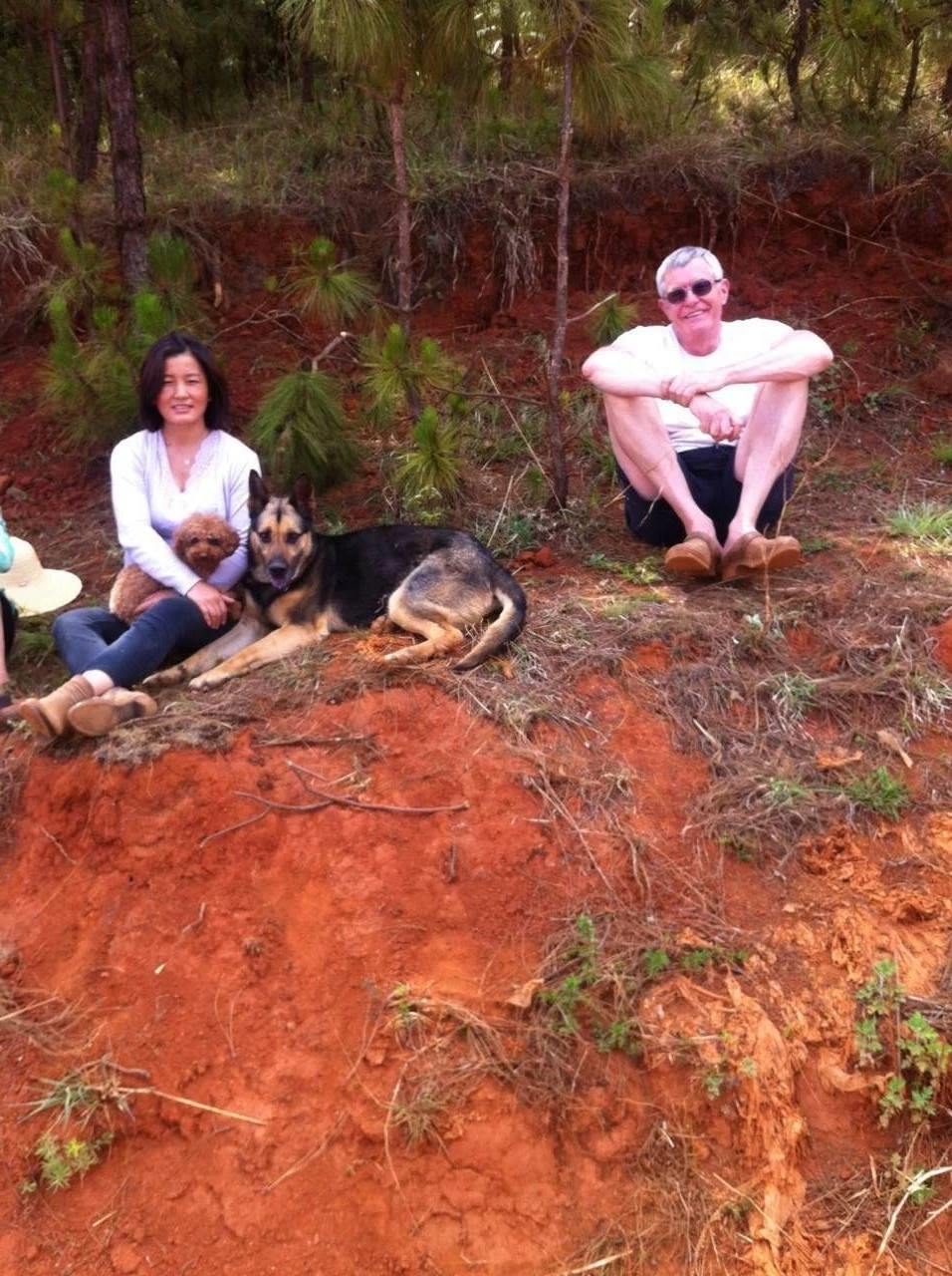 奈斯和妻子在云南東川打造了一個(gè)名叫“卡比杉”的農(nóng)場(chǎng)。