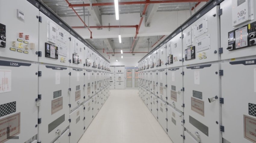 300兆瓦壓氣儲能示范工程高壓配電室。受訪者供圖
