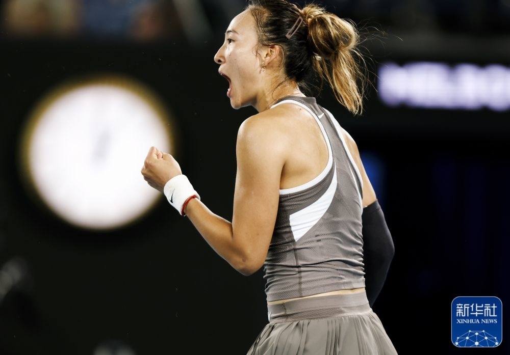 ↑鄭欽文在比賽中慶祝得分。新華社記者 馬平 攝