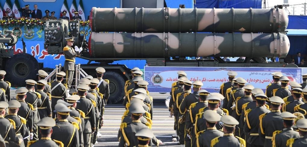 這是2024年9月21日在伊朗首都德黑蘭拍攝的閱兵式現(xiàn)場。新華社記者沙達提攝