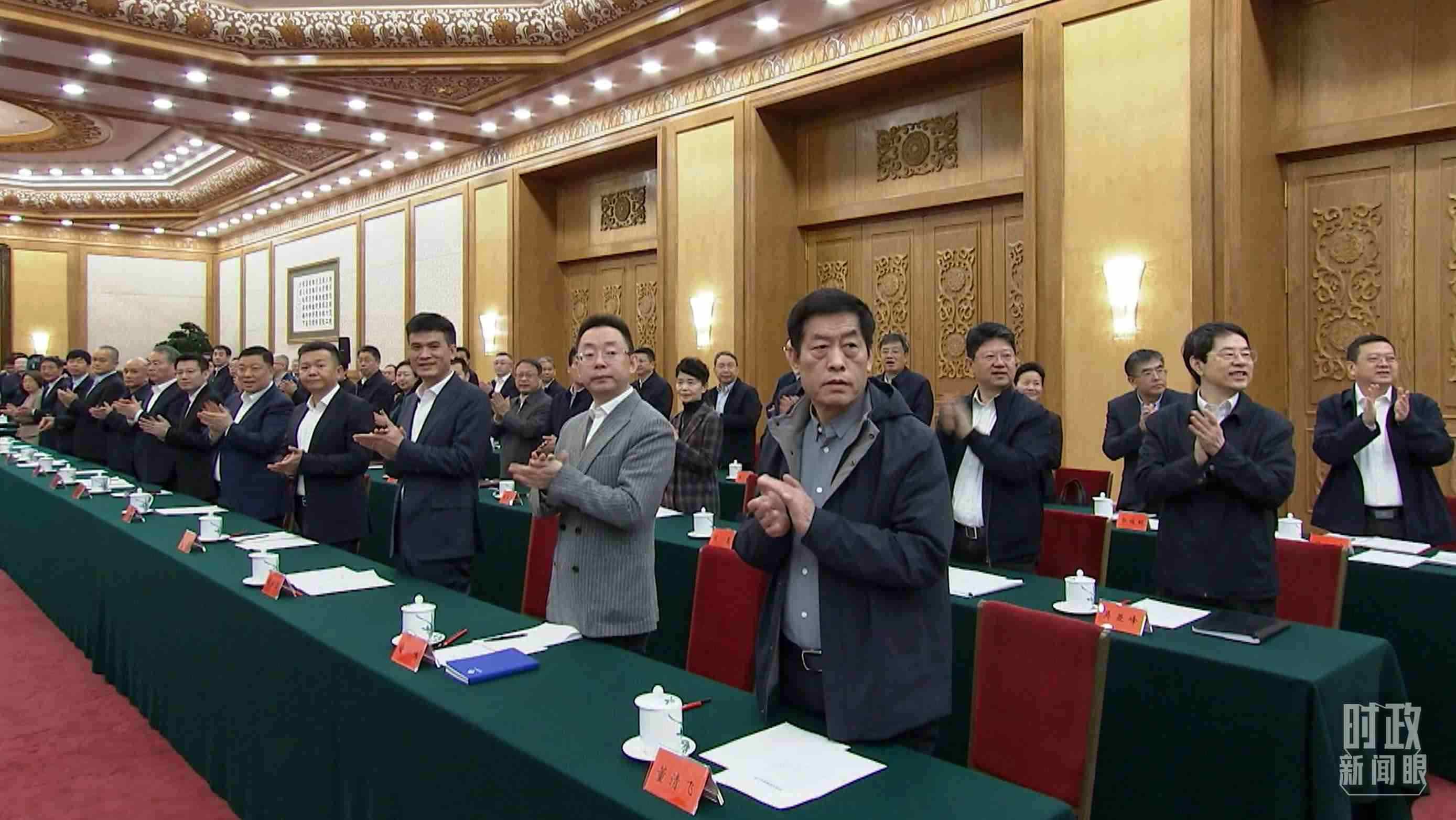 △2月17日，民營(yíng)企業(yè)座談會(huì)現(xiàn)場(chǎng)。