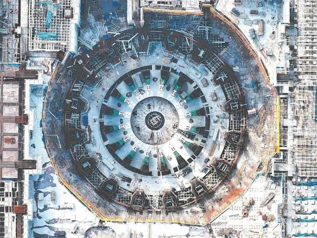 △中國科學院合肥物質科學研究院等離子體所，緊湊型聚變能實驗裝置（BEST）項目正加緊施工。