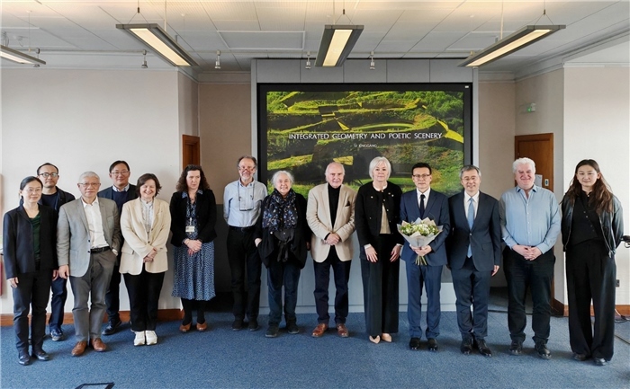 參加開幕式和學(xué)術(shù)交流活動的嘉賓合影。活動主辦方供圖