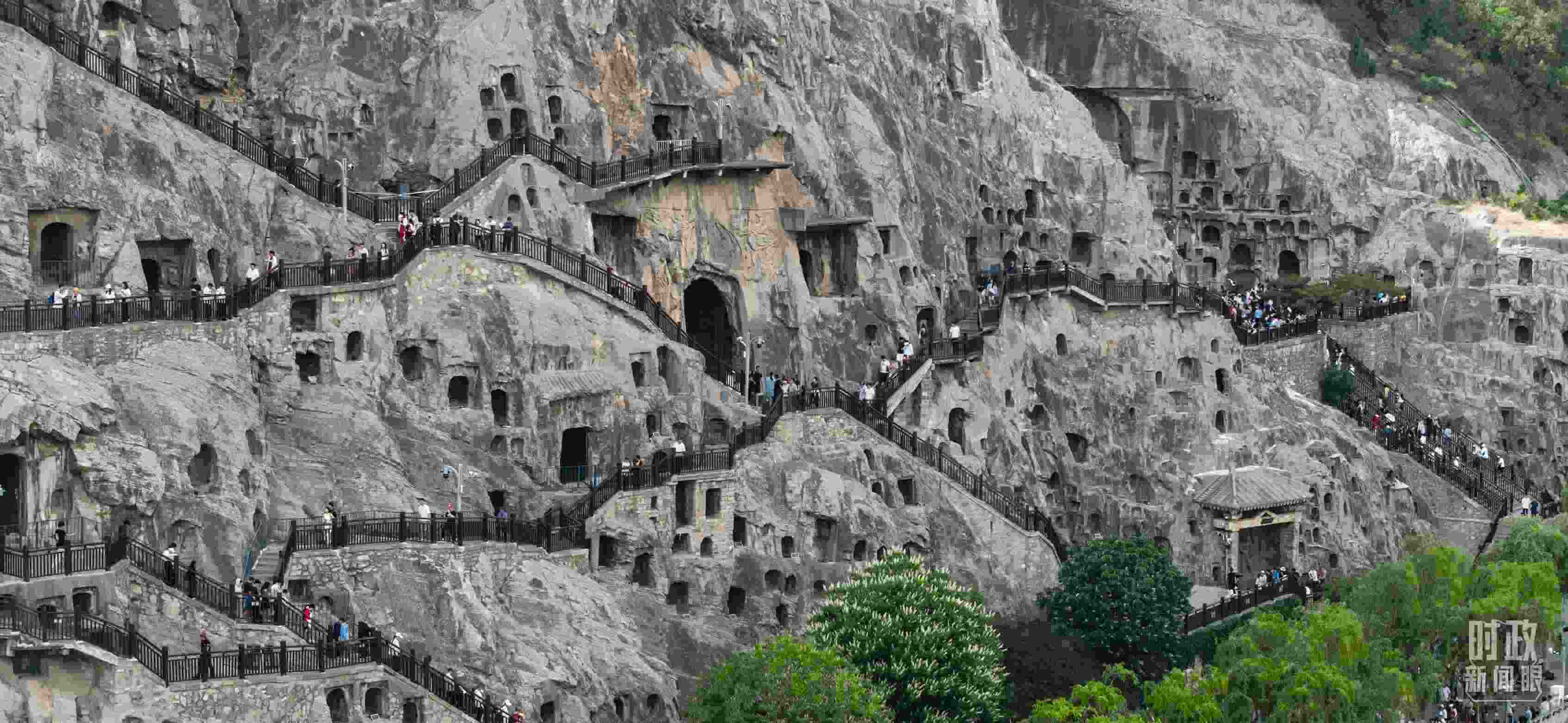 △龍門(mén)石窟。（總臺(tái)國(guó)廣記者李晉拍攝）