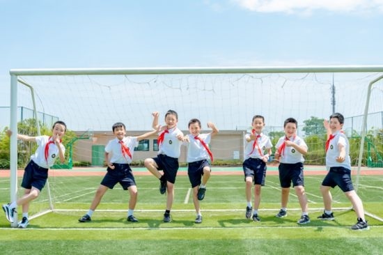 重慶高新區(qū)學(xué)子。