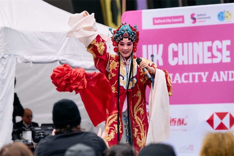 演員蔡衛(wèi)莉的秦腔表演贏得陣陣好評。 楊浩鵬攝